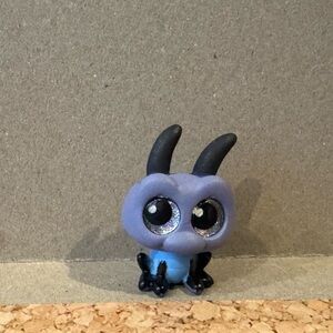 Disney doorables series 9 cri kee